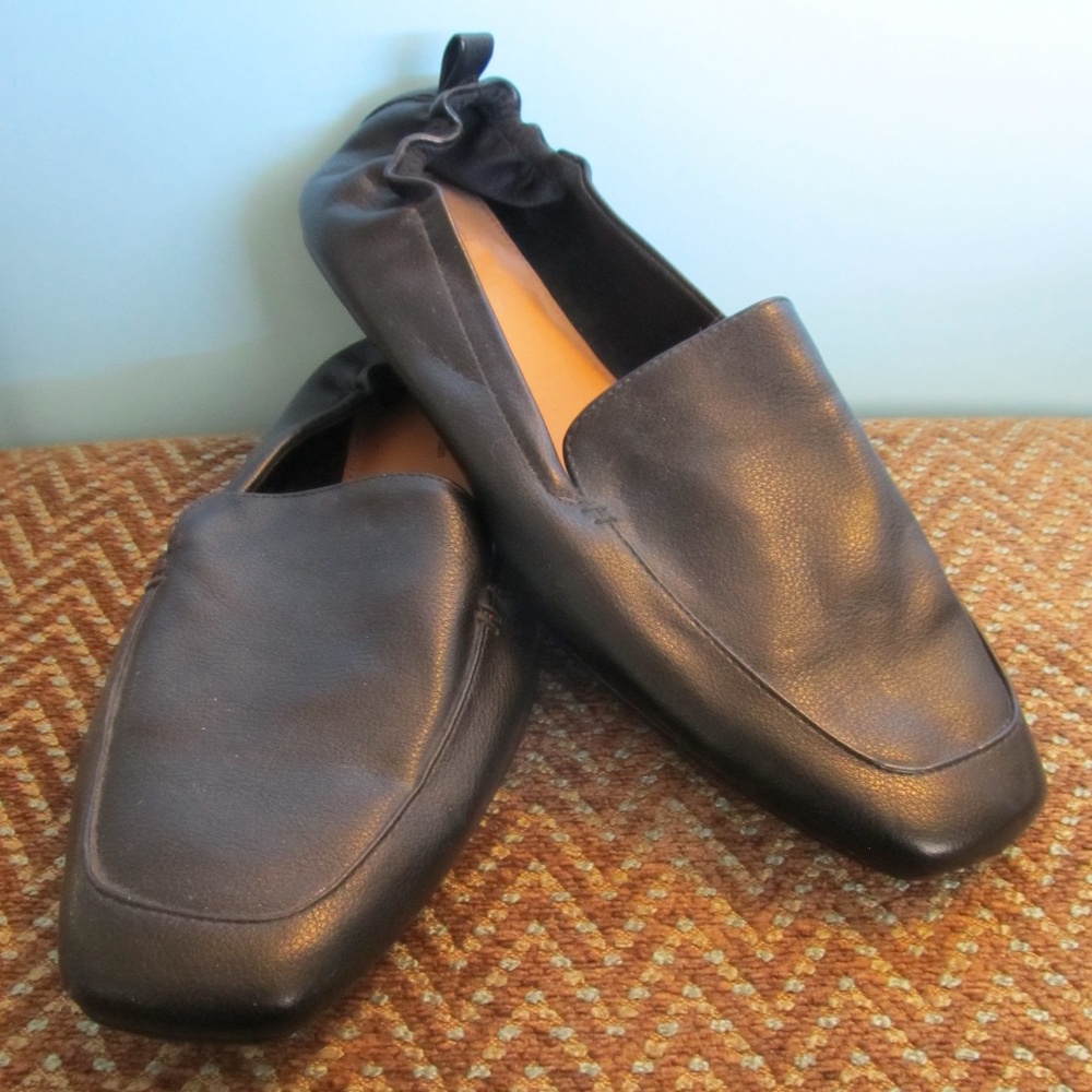 NEW! Time and Tru Memory Foam Scrunch Loafers